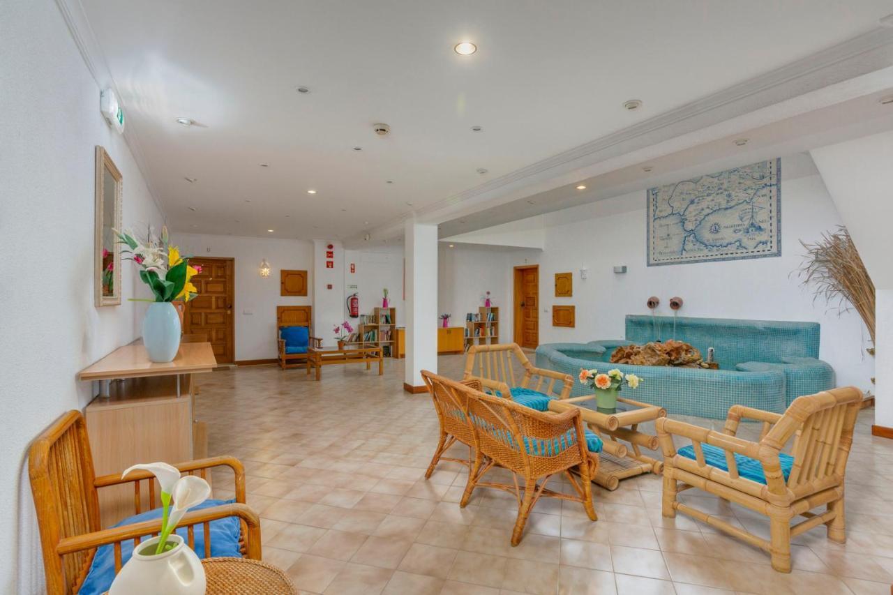Old Town Beach Apartments 阿尔布费拉 外观 照片