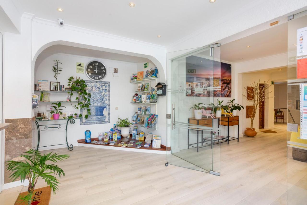 Old Town Beach Apartments 阿尔布费拉 外观 照片